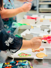 Load image into Gallery viewer, Cookie decorating with Santa - Dec 14th