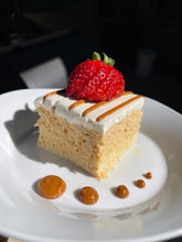 Load image into Gallery viewer, Tres Leches Cake Online Class
