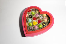 Load image into Gallery viewer, Heart box - 29 count

