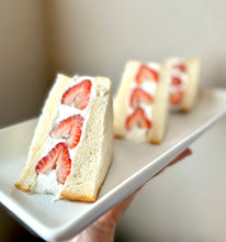 Load image into Gallery viewer, Strawberry sando - May 18th 2PM
