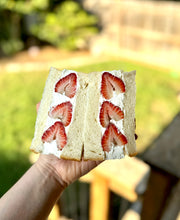 Load image into Gallery viewer, Strawberry sando - May 18th 2PM
