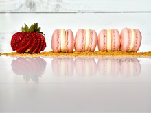 Load image into Gallery viewer, Strawberry cheesecake Macarons- JAN 30TH 630PM
